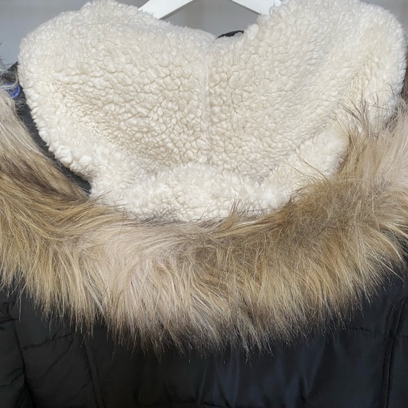 Puffer Jacket - Picture 3 of 5